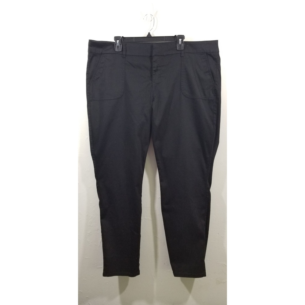 Torrid Flat Front Pants Sz 22 Black